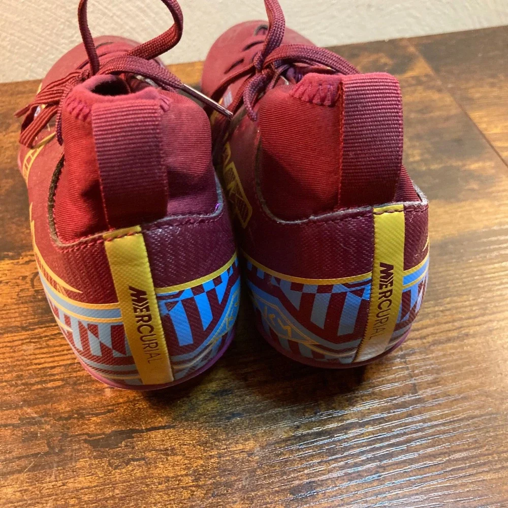 Nike Youth 4Y Mercurial Superfly 8 Academy MG Soccer Cleats Burgundy DO9789-694